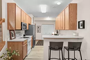 9153 Holly Ln N, Maple Grove, MN 55311 - Photo 8