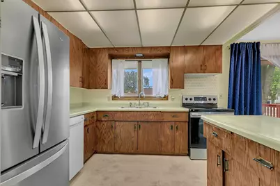 151 23rd Avenue N, Saint Cloud, MN 56303 - Photo 2