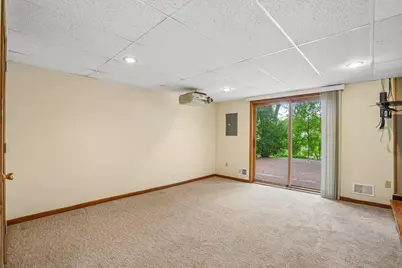 8408 Sheridan Avenue N, Brooklyn Park, MN 55444 - Photo 16
