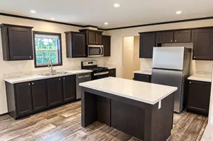 215 N McKay Ave, Alexandria, MN 56308 - Photo 2