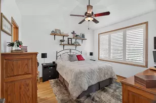 2048 Crimson Ridge Dr NW, Rochester, MN 55901 - Photo 16