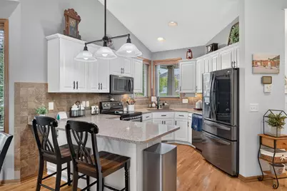 2048 Crimson Ridge Drive NW, Rochester, MN 55901 - Photo 8