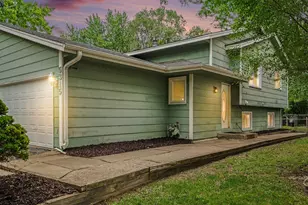 5315 Angeline Ave N, Crystal, MN 55429 - Photo 2