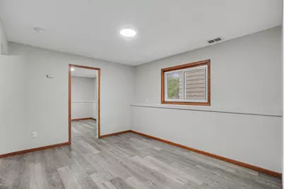 5315 Angeline Avenue N, Crystal, MN 55429 - Photo 16