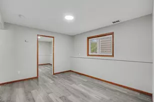 5315 Angeline Ave N, Crystal, MN 55429 - Photo 16