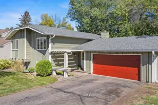 1719 Cudd Cir, Hudson, WI 54016 - Photo 2