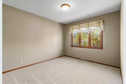 1719 Cudd Circle, Hudson, WI 54016 - Photo 18