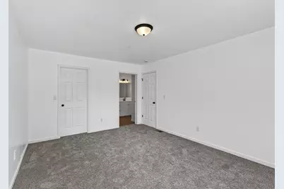 926 Galtier Street, Saint Paul, MN 55117 - Photo 18