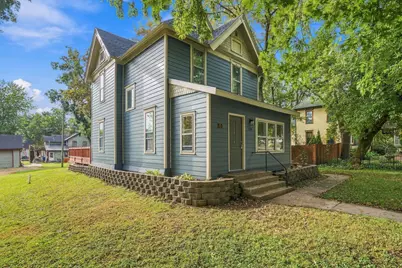 209 4th Street E, Carver, MN 55315 - Photo 2