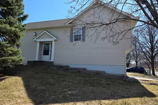 7510 Hampton Ln, Prior Lake, MN 55379 - Photo 2