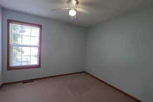 7510 Hampton Ln, Prior Lake, MN 55379 - Photo 8