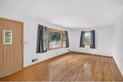 1750 Lark Avenue, Maplewood, MN 55109 - Photo 6