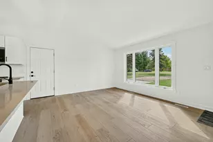 5225 Logan St SE, Rochester, MN 55904 - Photo 12