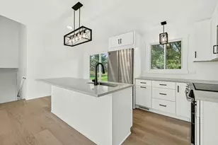 5225 Logan St SE, Rochester, MN 55904 - Photo 8