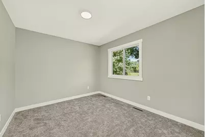 5225 Logan Street SE, Rochester, MN 55904 - Photo 18