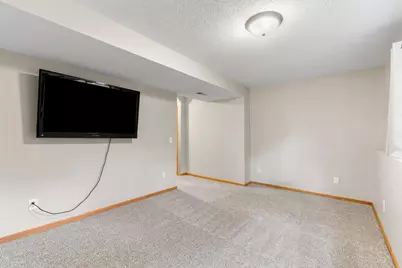 10470 169th Street W, Lakeville, MN 55044 - Photo 32