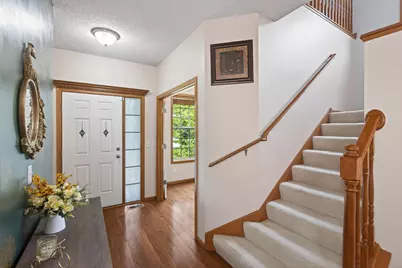 10013 Iris Lane, Eden Prairie, MN 55347 - Photo 12