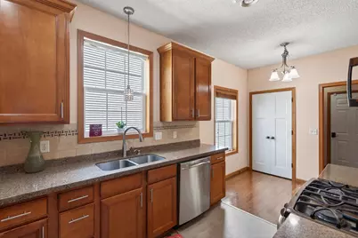 10013 Iris Lane, Eden Prairie, MN 55347 - Photo 16