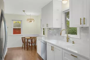 3740 Perry Ave N, Robbinsdale, MN 55422 - Photo 6