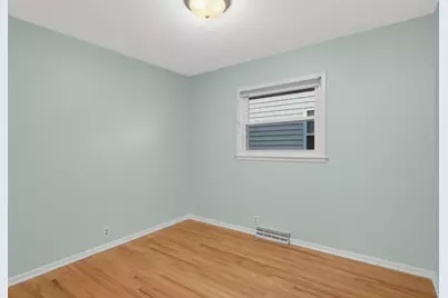 3740 Perry Avenue N, Robbinsdale, MN 55422 - Photo 12