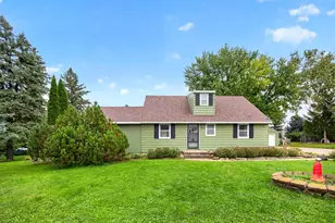 2712 25th Ave SE, Rochester, MN 55904 - Photo 2