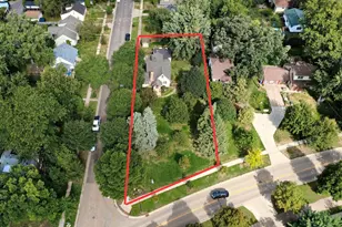 705 Wheelock Parkway W, Saint Paul, MN 55117 - Photo 1