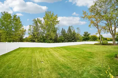 1075 Fallbrook Lane, Woodbury, MN 55125 - Photo 40