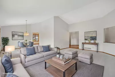 8912 Vincent Place, Bloomington, MN 55431 - Photo 4