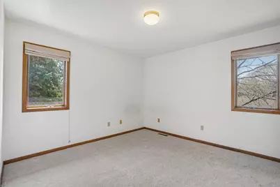 8912 Vincent Place, Bloomington, MN 55431 - Photo 22