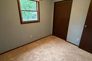 104 W Thomas Ave, Marshall, MN 56258 - Photo 16
