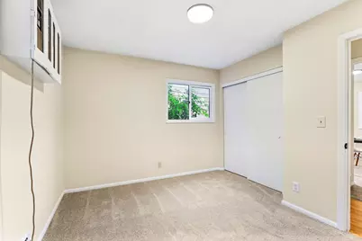 9330 Park Avenue S, Bloomington, MN 55420 - Photo 16