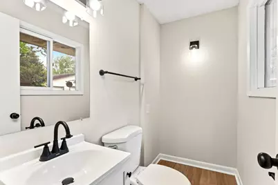 9330 Park Avenue S, Bloomington, MN 55420 - Photo 18