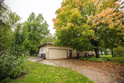 315 W 10th Street, Morris, MN 56267 - Photo 2
