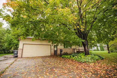 315 W 10th Street, Morris, MN 56267 - Photo 1