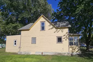 225 Union St, Tracy, MN 56175 - Photo 4