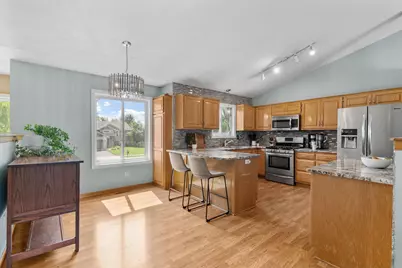 18566 96th Place N, Maple Grove, MN 55311 - Photo 4