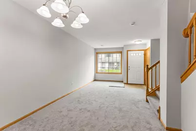 315 Roosevelt Street S #G, Cambridge, MN 55008 - Photo 2
