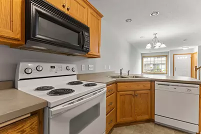 315 Roosevelt Street S #G, Cambridge, MN 55008 - Photo 6