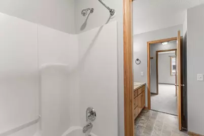 315 Roosevelt Street S #G, Cambridge, MN 55008 - Photo 18