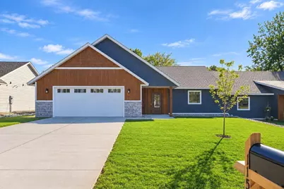 115 NW Pine Street, New London, MN 56273 - Photo 1