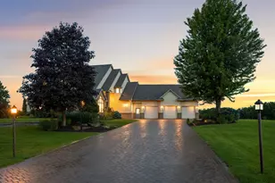 9721 Frontier Ln, Lakeville, MN 55044 - Photo 54