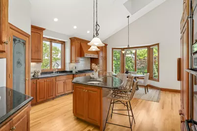 9721 Frontier Lane, Lakeville, MN 55044 - Photo 32