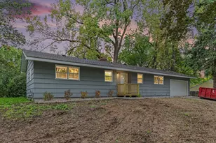 4040 Merriam Rd, Minnetonka, MN 55305 - Photo 1