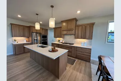 17924 Headwaters Drive, Lakeville, MN 55044 - Photo 2