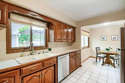 227 Dawn Avenue, Shoreview, MN 55126 - Photo 10