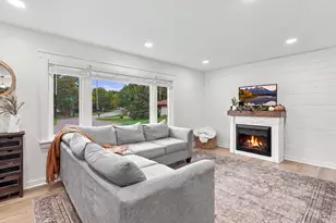 2029 Opal Pl, Eagan, MN 55122 - Photo 4