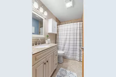 9101 Russell Avenue S, Bloomington, MN 55431 - Photo 36