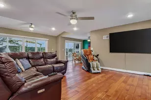 5565 N Shore Dr, Eau Claire, WI 54703 - Photo 10