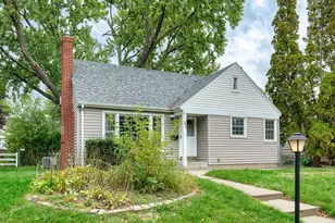 961 California Ave W, Saint Paul, MN 55117 - Photo 2