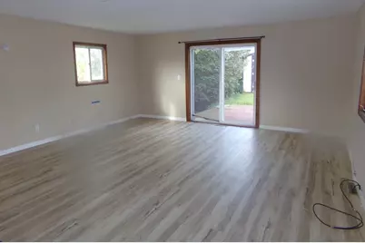 112 S Division Avenue, Spring Grove, MN 55974 - Photo 8